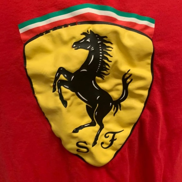 Red Scuderia Ferrari T Shirt With Emblem XXL - Picture 2 of 6